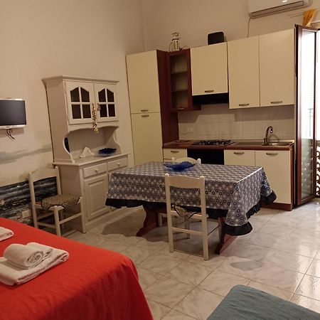 Casa Vacanza Niki Apartment กาเอตา ภายนอก รูปภาพ